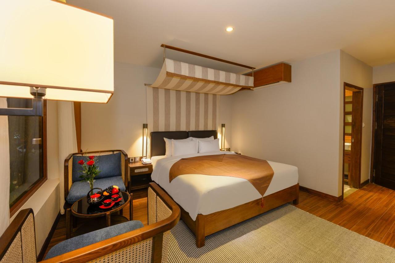 The Blossom Hoi An Ocean Front Hotel & Spa 外观 照片