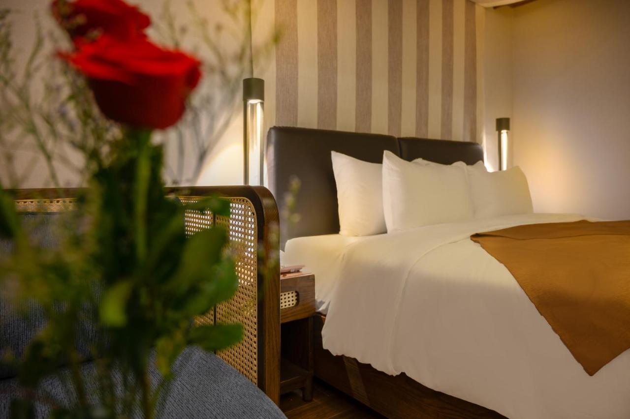 The Blossom Hoi An Ocean Front Hotel & Spa 外观 照片