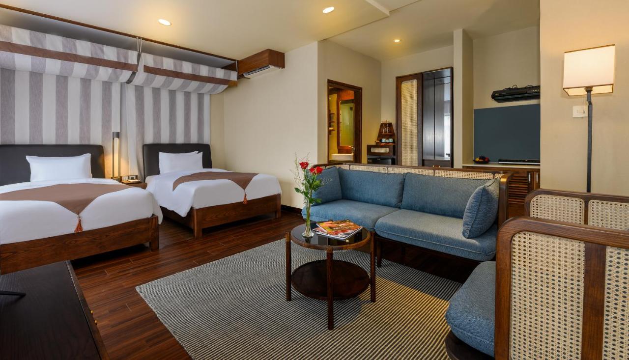 The Blossom Hoi An Ocean Front Hotel & Spa 外观 照片