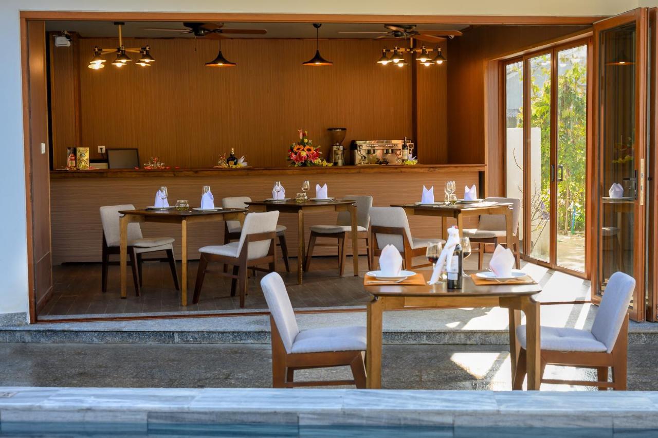 The Blossom Hoi An Ocean Front Hotel & Spa 外观 照片